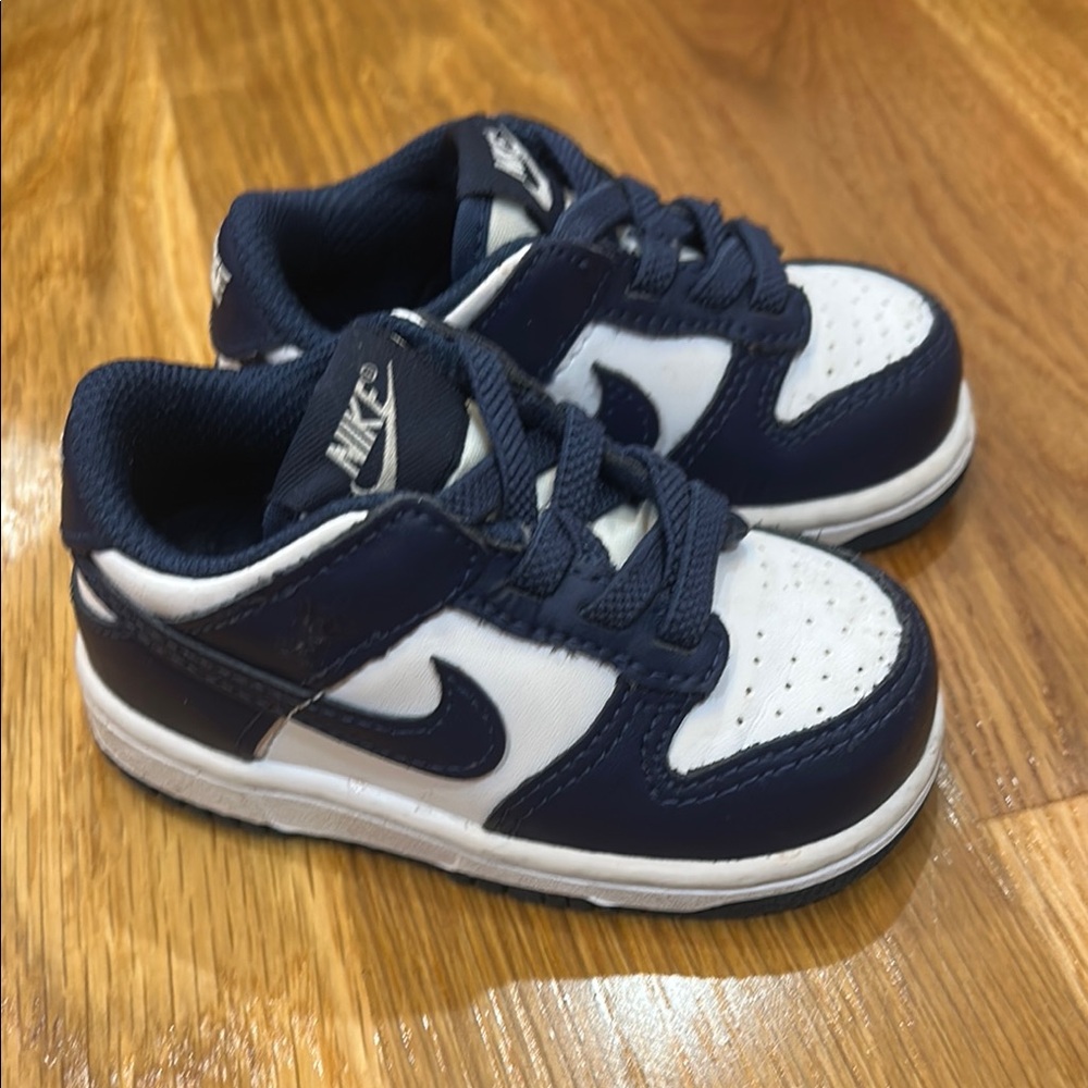 Nike Baby Navy and White Low-Top Sneakers